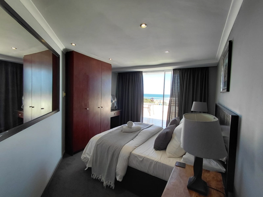 5 Bedroom Property for Sale in Jeffreys Bay Central Eastern Cape